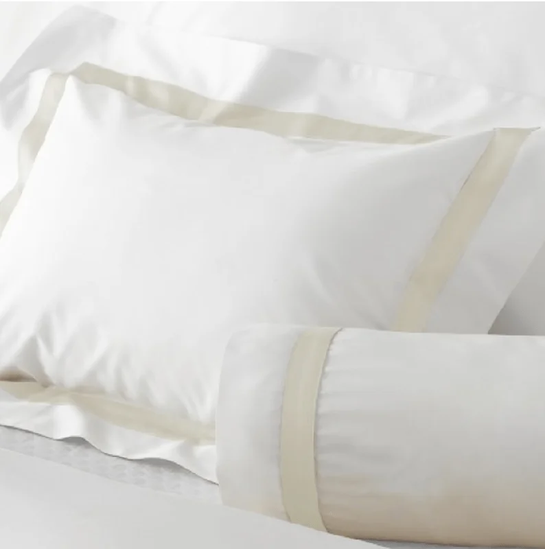 Members Only Lowell Ivory on White Bedding by Matouk