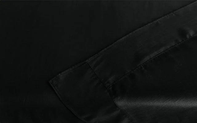 Black (Limited Edition)